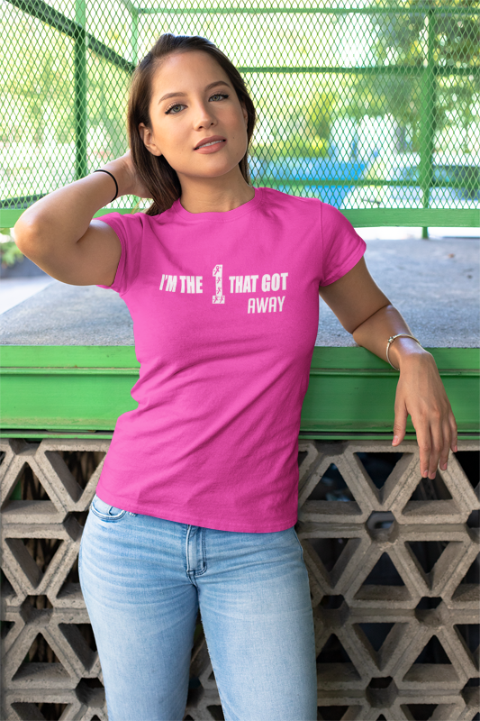 I’m The 1 That Got Away – Breast Cancer Awareness T-Shirt & Hoodie + FREE Bracelet