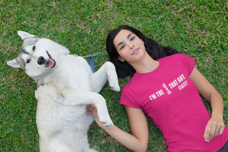 I’m The 1 That Got Away – Breast Cancer Awareness T-Shirt & Hoodie + FREE Bracelet